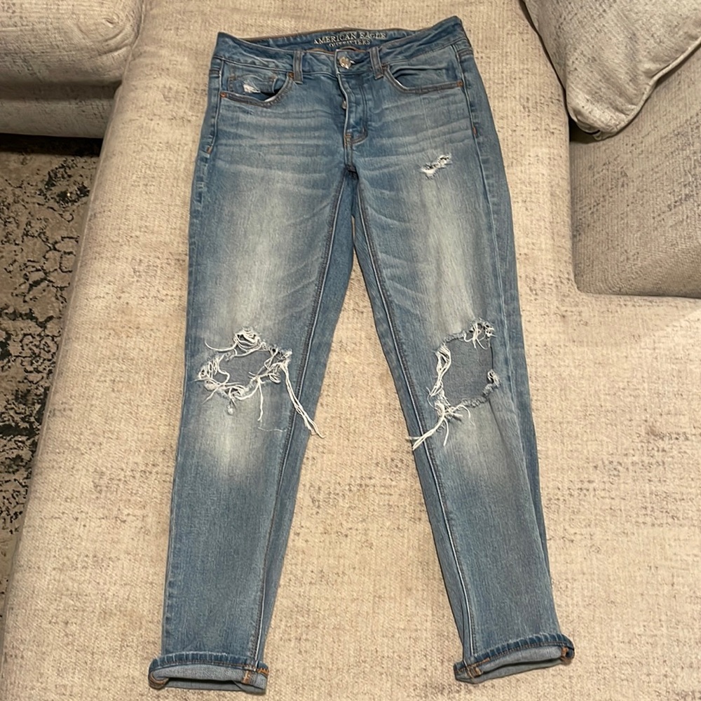 American Eagle Tomgirl Distressed Jeans